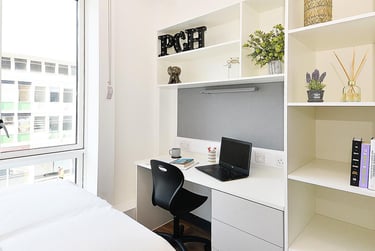 1 bed house, Raleigh Street, City Centre, Plymouth, PL11ET - Image 2